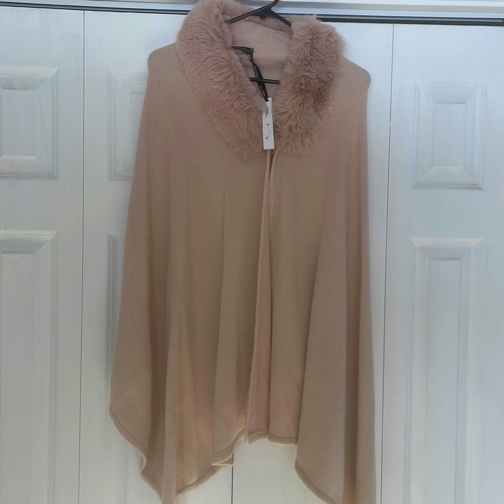 Fur-lined mauve-colored cape